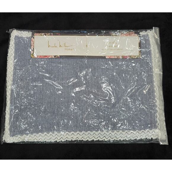 Nicole Miller Denim Blue Prema Chambray Lace Trim Set of 4 Placemats 14" x 19" - Picture 1 of 5